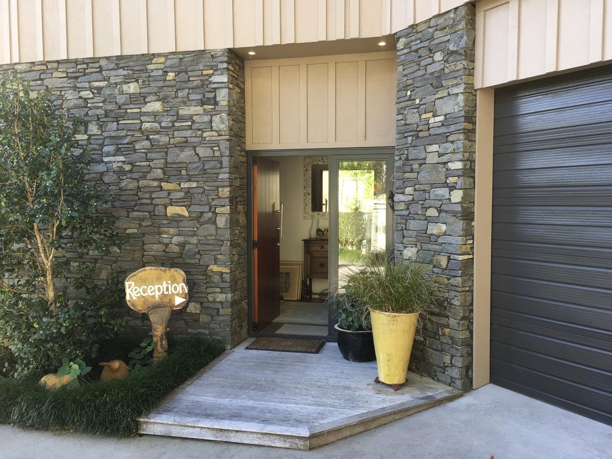 파우아뉴 Puka Heights B&B 외부 사진